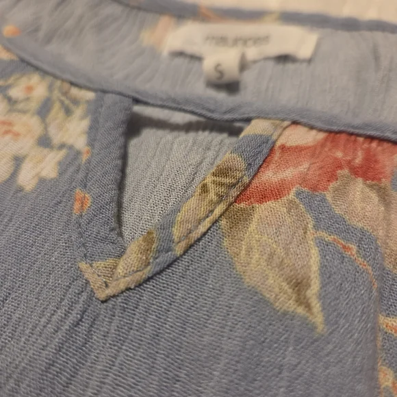 Maurices Blue Floral Blouse - Picture 6 of 11